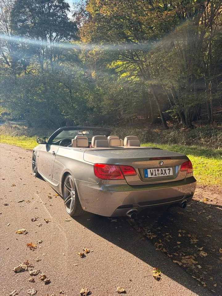 BMW E93 335I