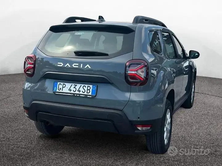 Dacia Duster 2023 photo 3