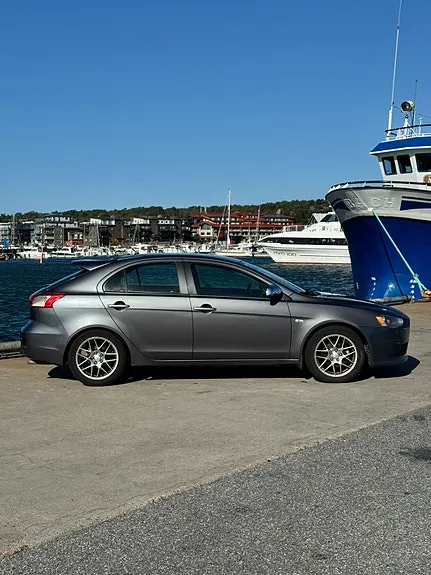 Mitsubishi Lancer 2009 photo 2