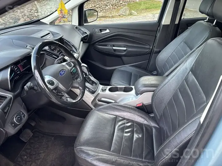 Ford C-Max 2013 photo 3