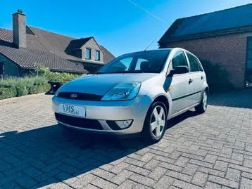 Ford Fiesta 2002 photo 3