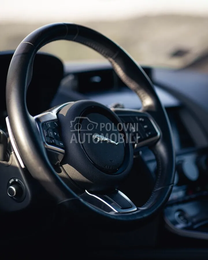 Jaguar F-Type 2022 photo 3