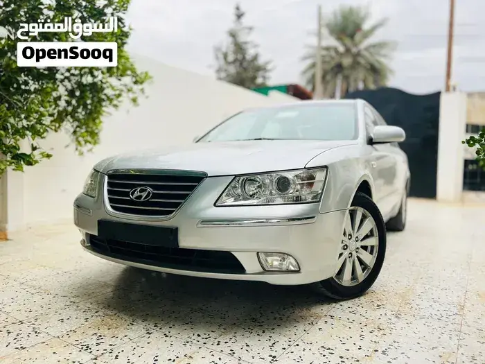 Hyundai Sonata 2009 photo 4