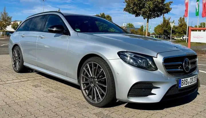Mercedes-Benz E 400