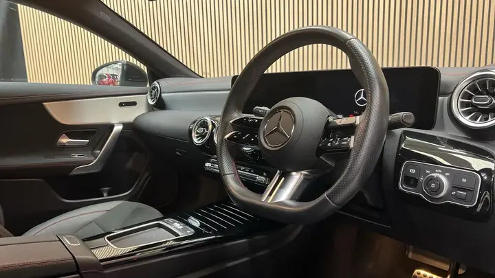 Mercedes-Benz Cla 2026 photo 3