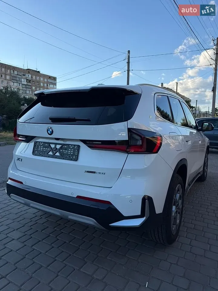 BMW X1 2023 photo 4