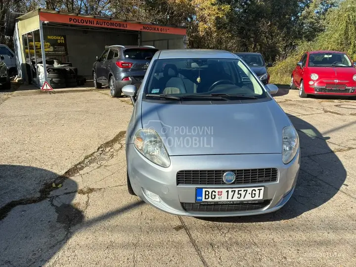 Fiat Grande Punto 2005 photo 2