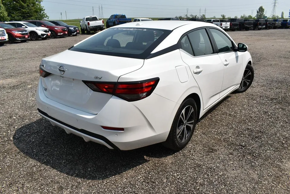 Nissan Sentra 2022 photo 3