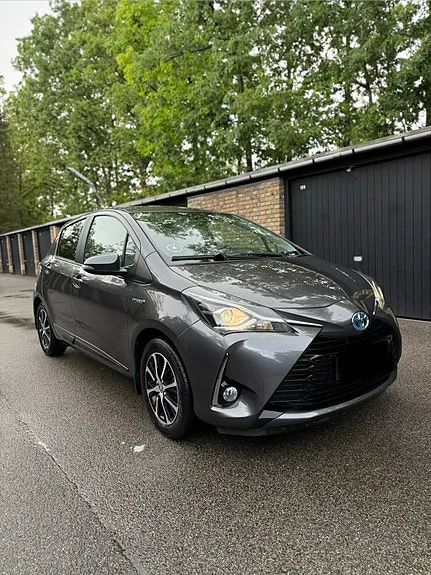 Toyota Yaris 2019 photo 2