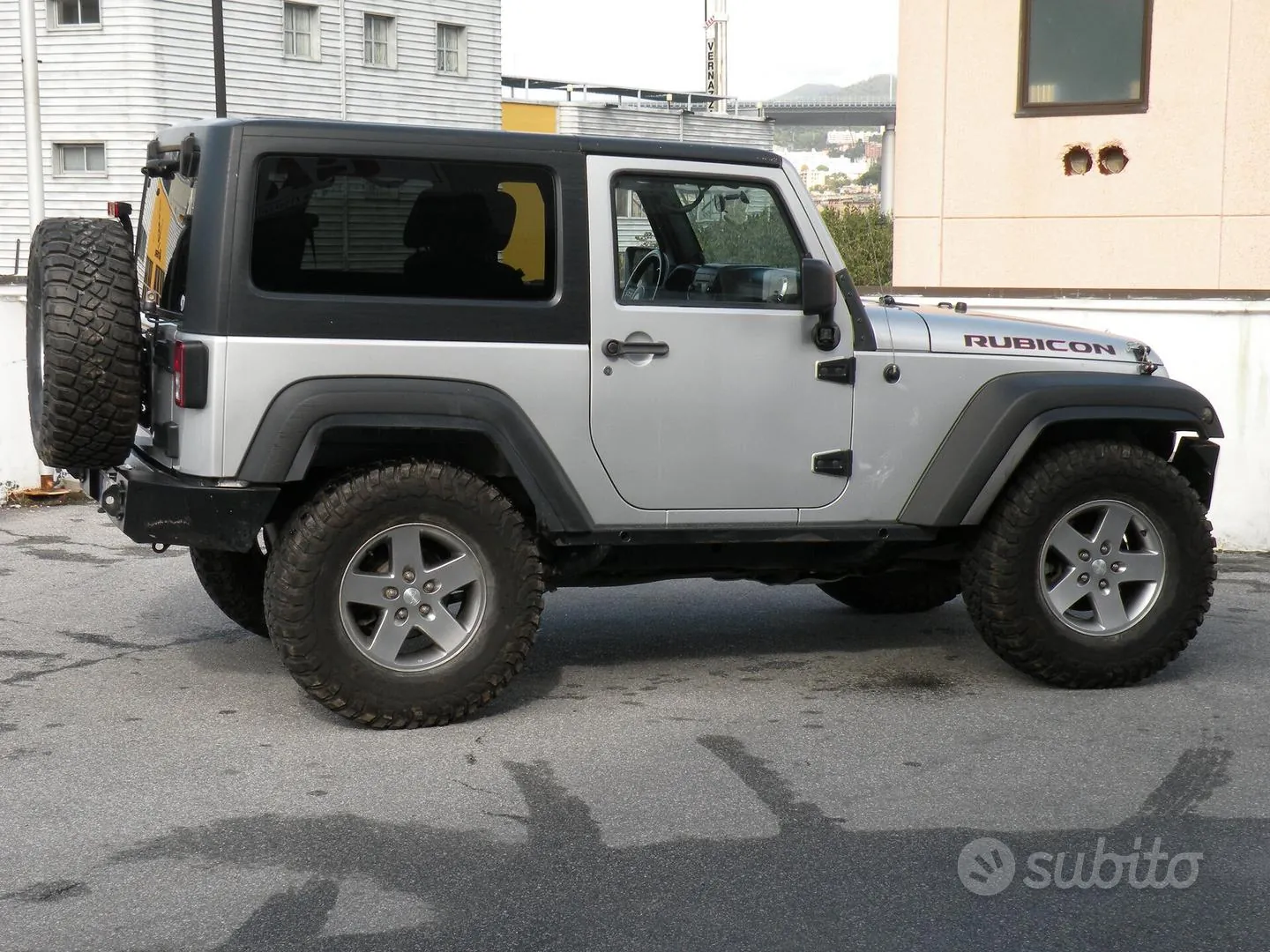 Jeep Wrangler 2011 photo 4