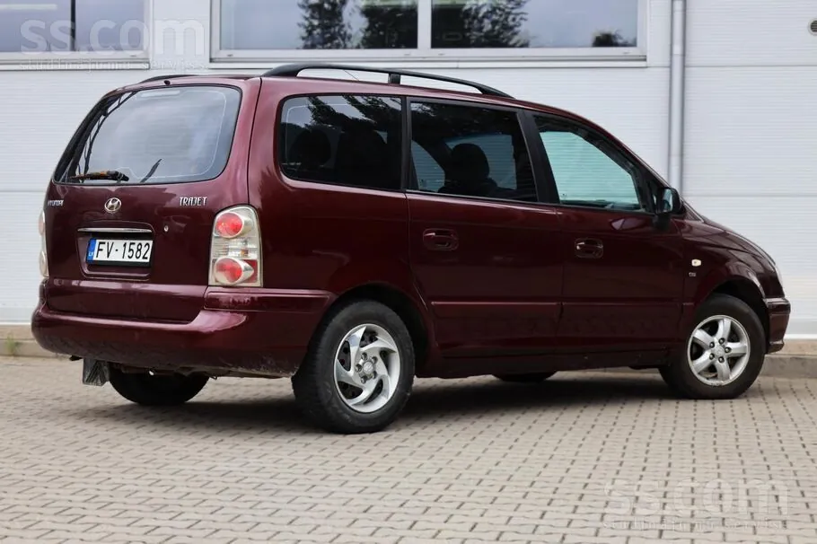 Hyundai Trajet 2006 photo 4