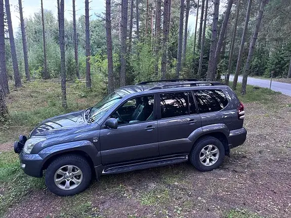 Toyota Land Cruiser 2008 photo 2