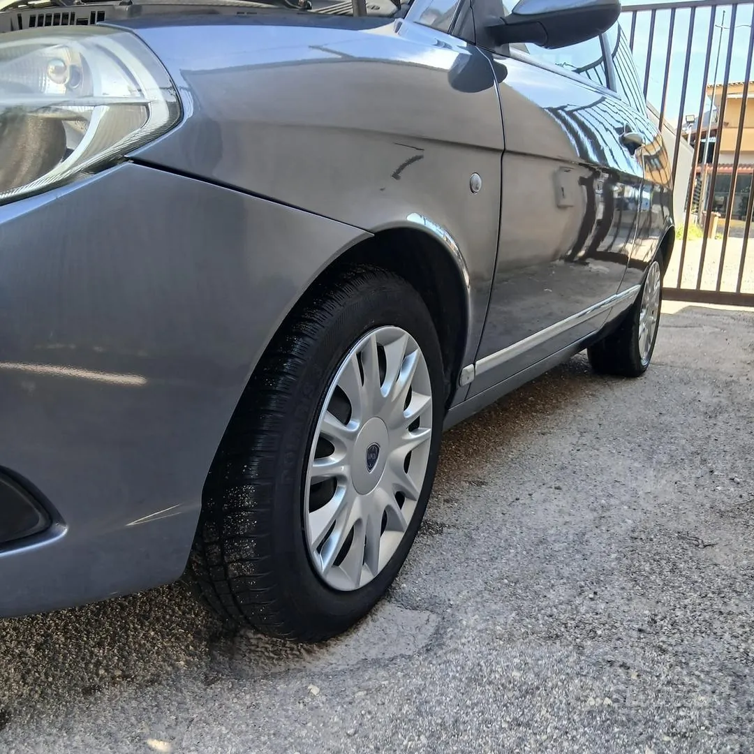 Lancia Ypsilon 2007 photo 2