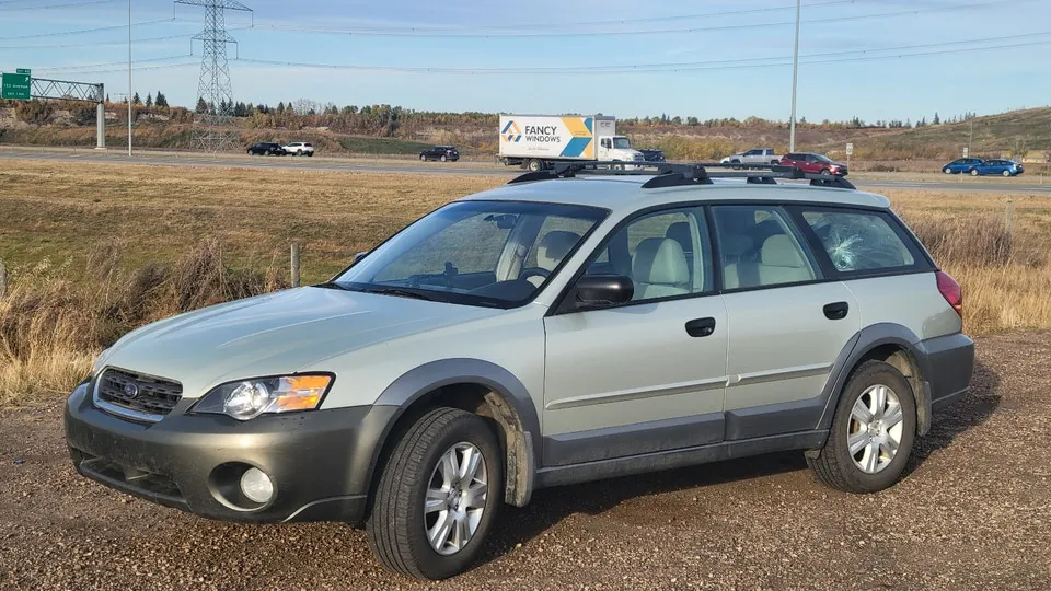 Subaru Outback 2005 photo 2