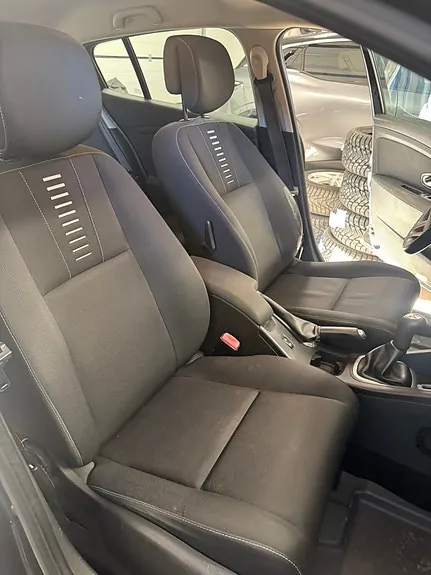 Renault Megane Iii 2012 photo 4