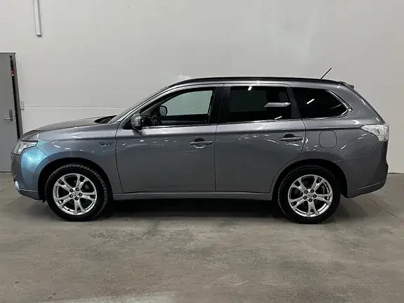 Mitsubishi Outlander 2015 photo 4