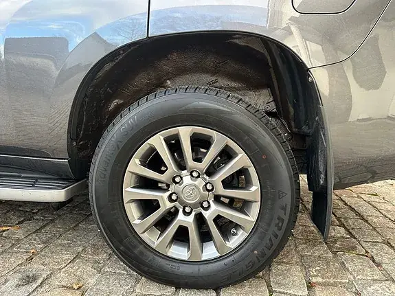 Toyota Land Cruiser 2019 photo 5