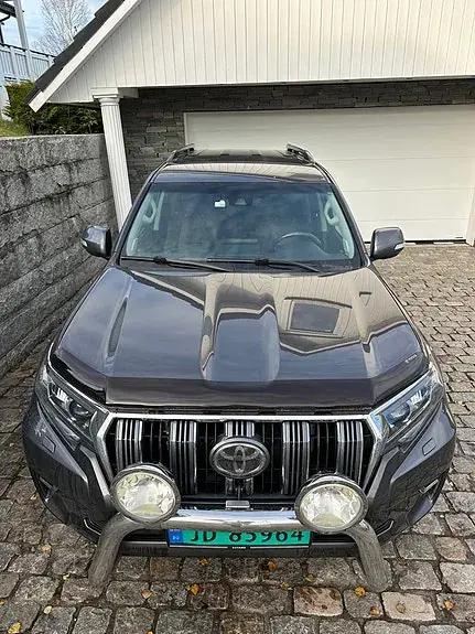 Toyota Land Cruiser 2019 photo 2