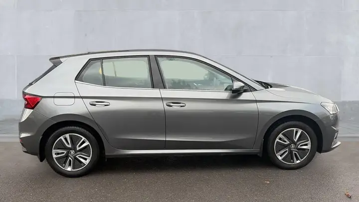 Skoda Fabia 2023 photo 4