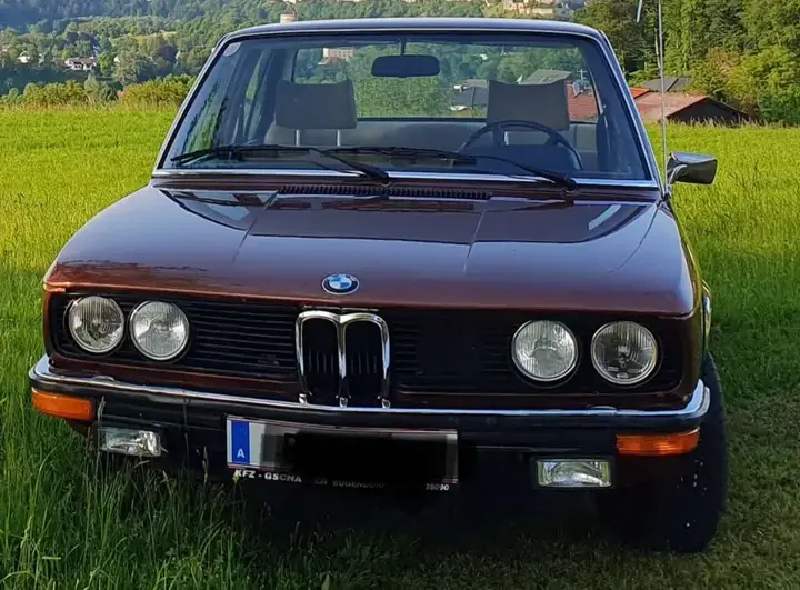 BMW 5 Series 1976 photo 2