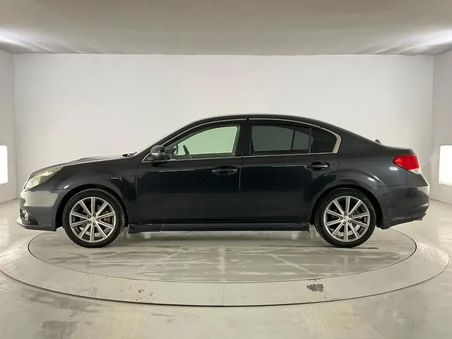 Subaru Legacy 2012 photo 4