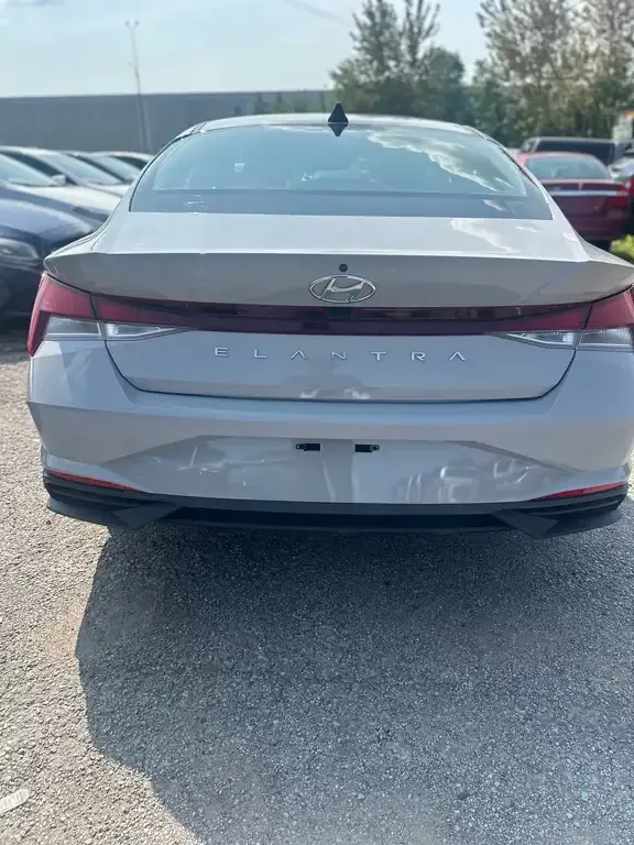 Hyundai Elantra 2022 photo 4