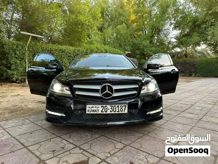 Mercedes-Benz C250 Coupe 2013 photo 5