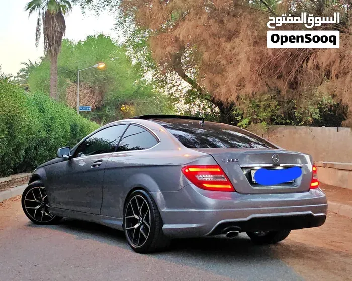 Mercedes-Benz C250 Coupe 2013 photo 2