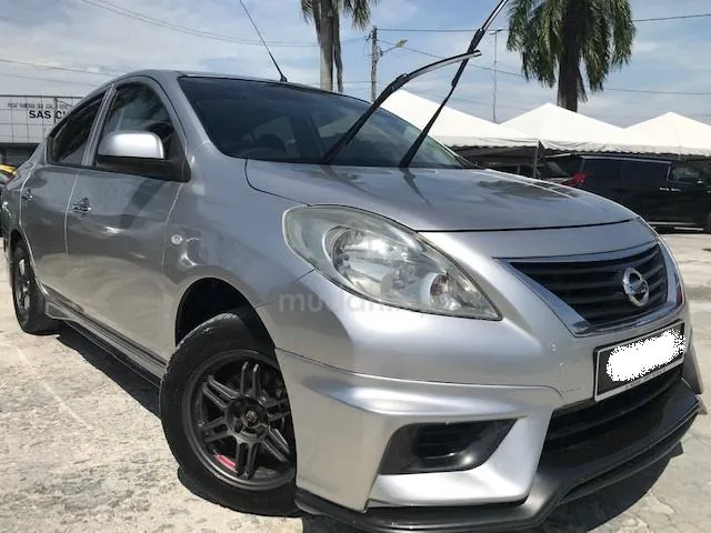 Nissan Almera
