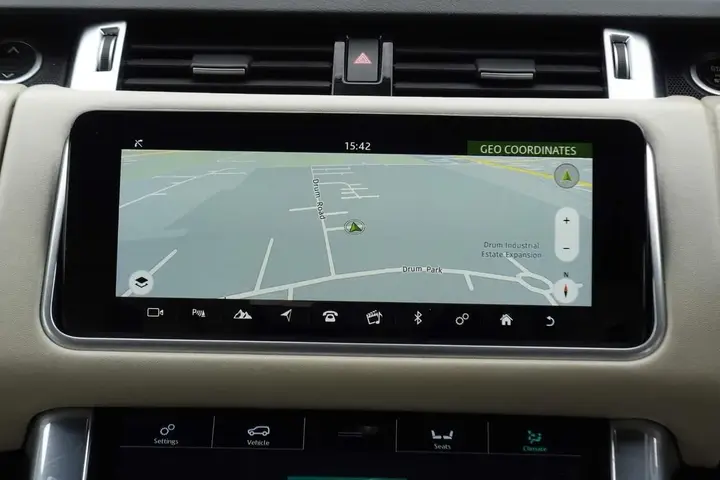 Land Rover Range Rover Sport 2019 photo 2