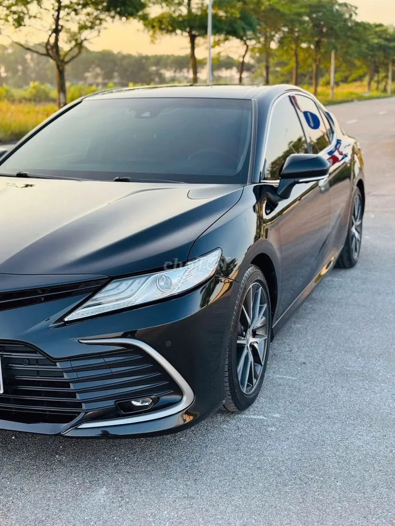 Toyota Camry 2022 photo 2