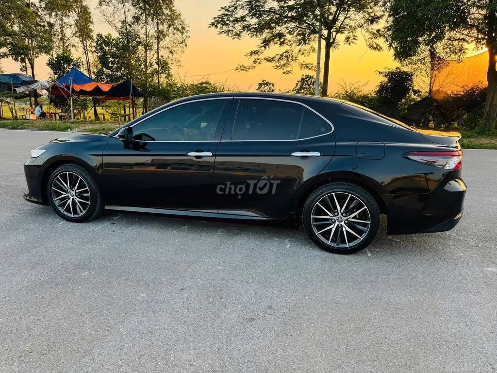 Toyota Camry 2022 photo 4