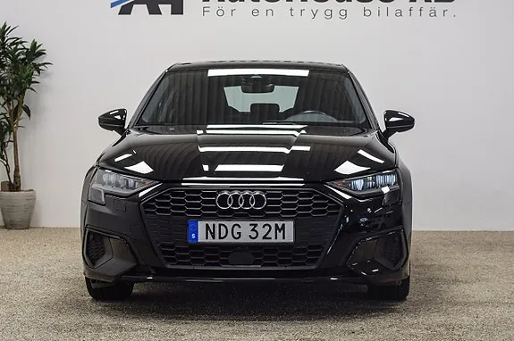 Audi A3 2023 photo 4