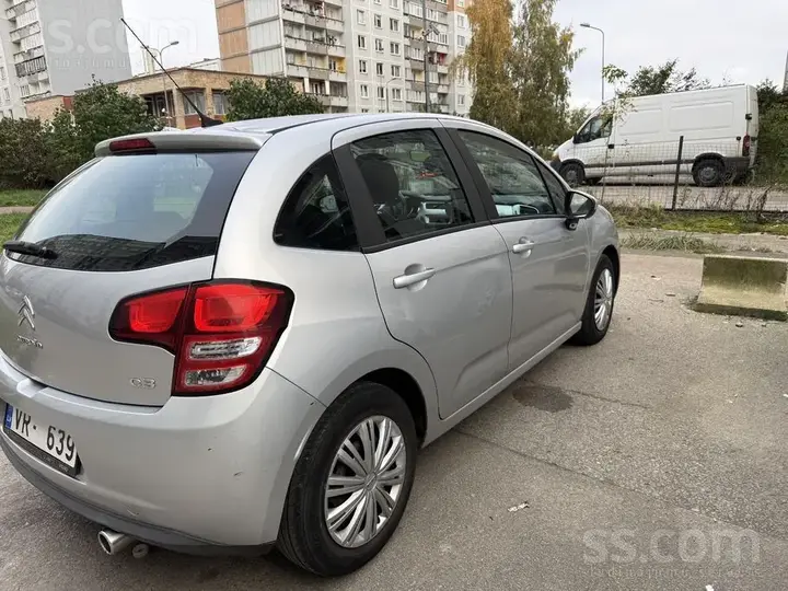 Citroen C3 2010 photo 2