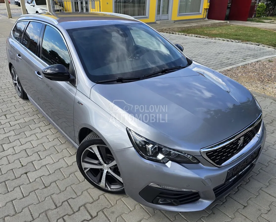 Peugeot 308 2020 photo 2