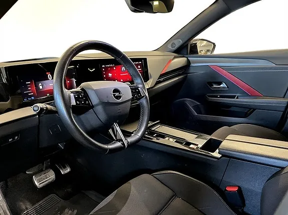 Opel Astra 2022 photo 4