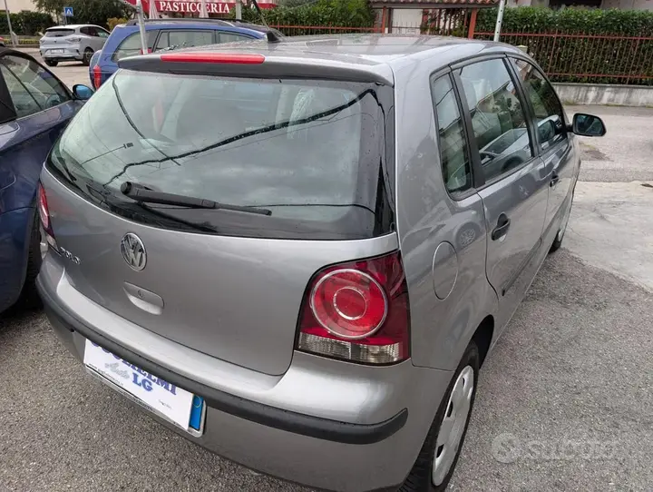Volkswagen Polo 2008 photo 5