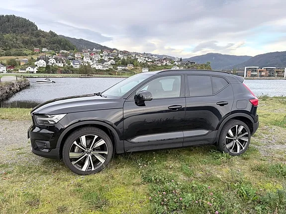 Volvo Xc40 2021 photo 4
