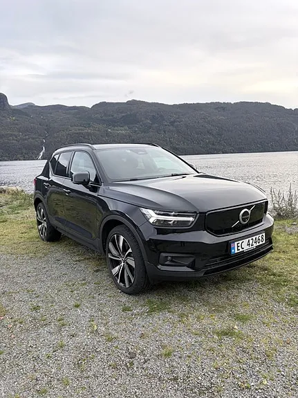 Volvo Xc40 2021 photo 2