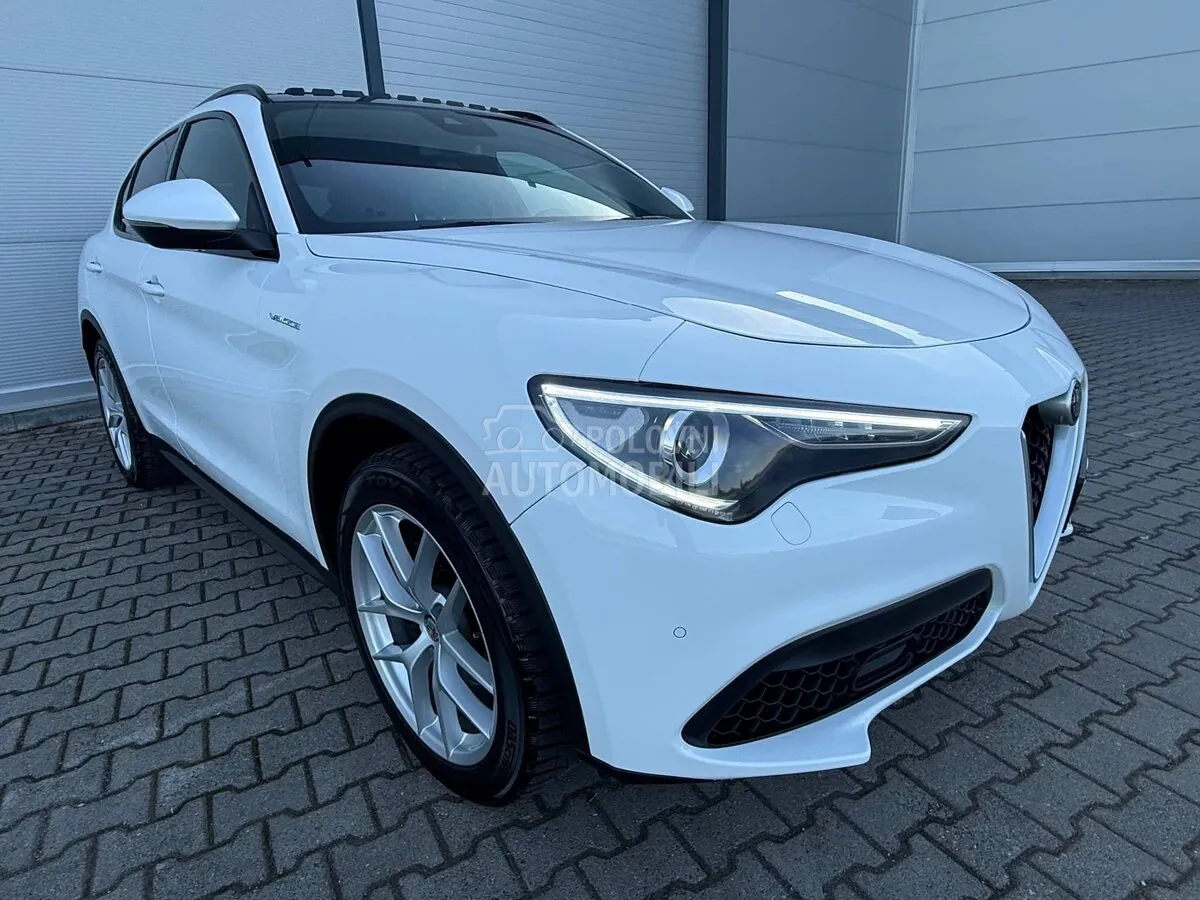 Alfa Romeo Stelvio 2017 photo 4