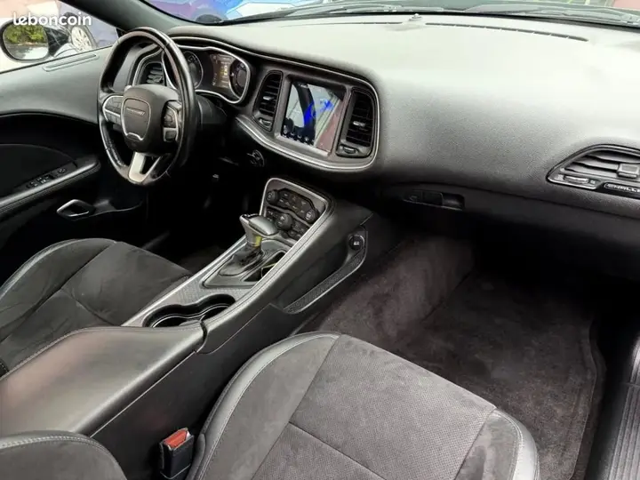 Dodge Challenger 2018 photo 4