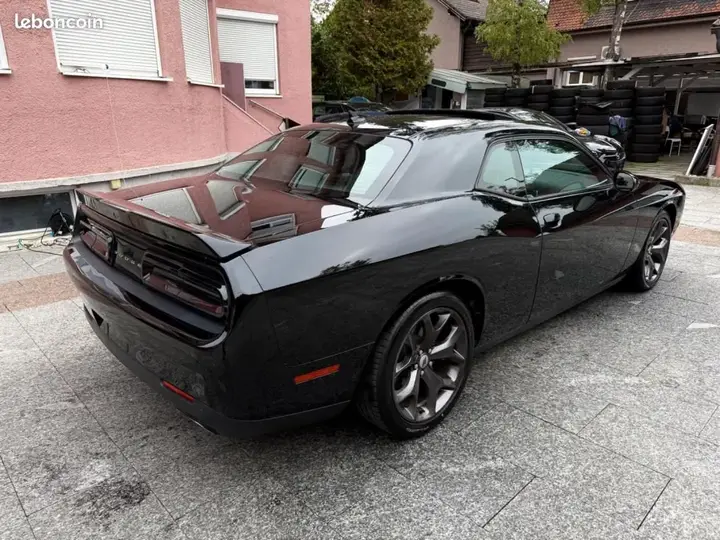 Dodge Challenger 2018 photo 3