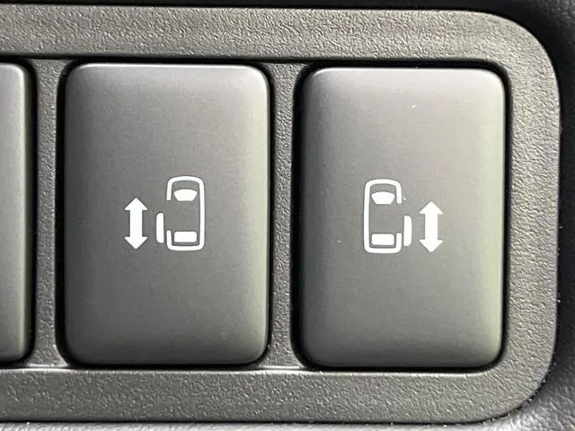 Mitsubishi Delica D 2024 photo 3