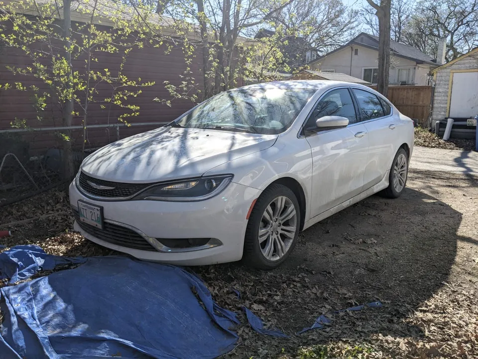 Chrysler 200 2016 photo 2