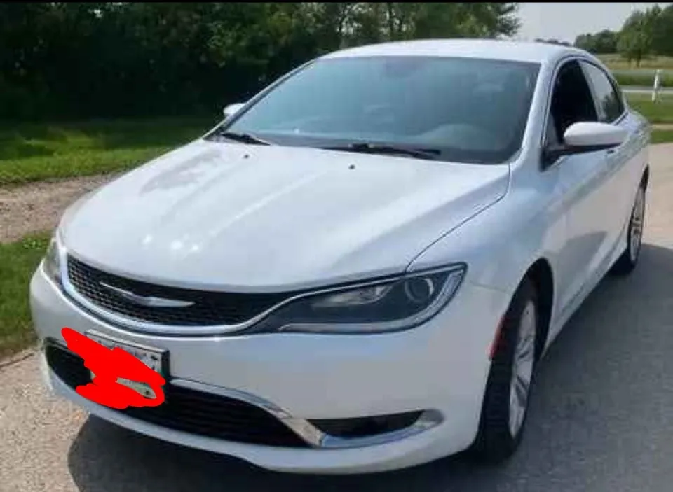 Chrysler 200