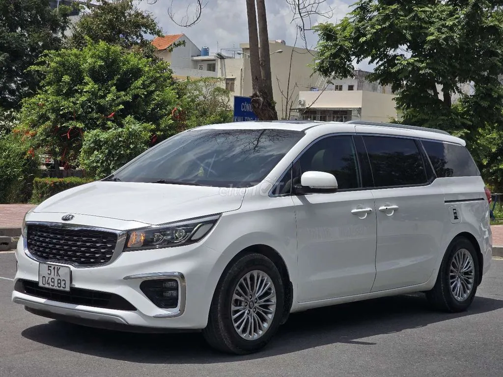 Kia Sedona 2021 photo 3