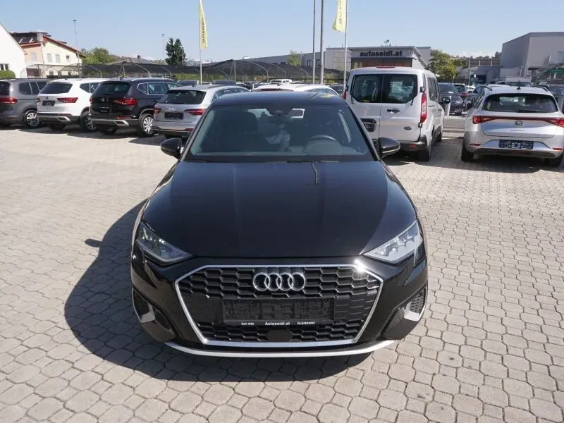 Audi A3 2023 photo 2