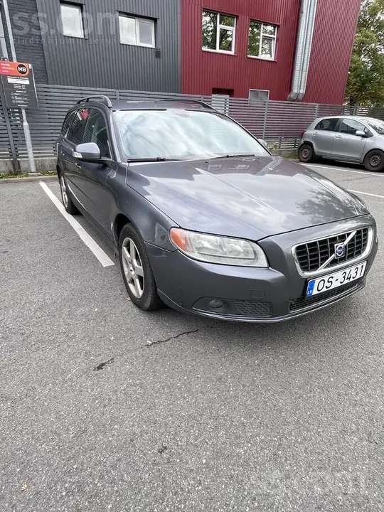 Volvo V70 2008 photo 2