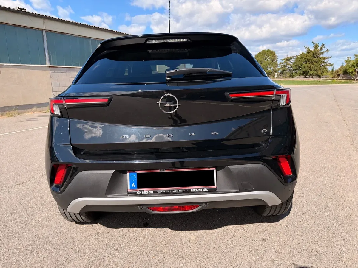 Opel Mokka-E 2021 photo 2