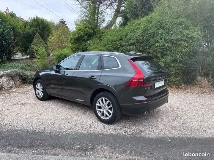 Volvo Xc60 2018 photo 2